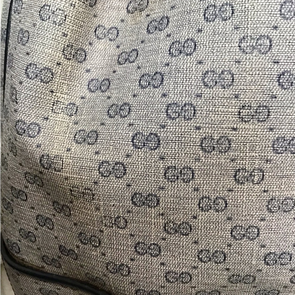 Gucci Bags - Picture 7 of 13